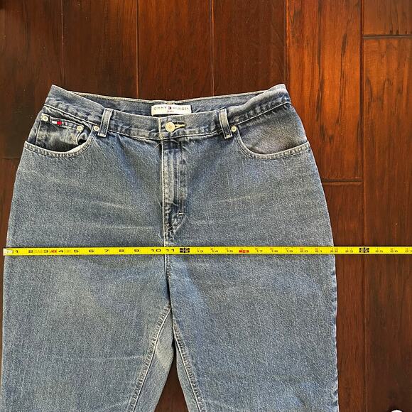 Women's Vintage 2002 Tommy Hilfiger Relaxed fit Blue Jeans sz 14 Retro classic - Picture 7 of 9